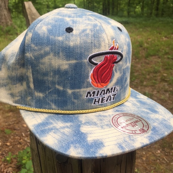 New Mitchell Ness Miami Heat Denim Hat 